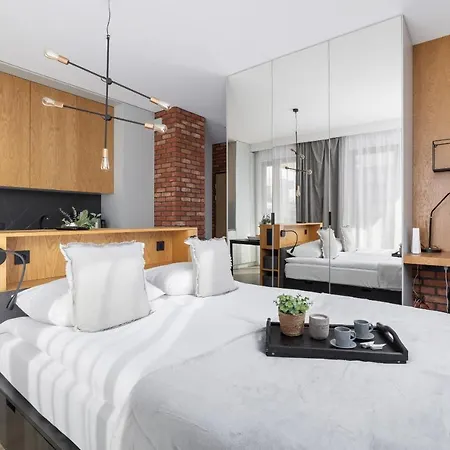 Go Apartments Studio With Balcony Rakowicka Cracow By Noclegi Renters Krakow Exterior photo